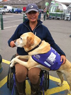 Susi and her clever “canine partner”