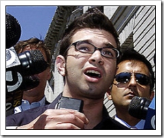 American blogger in longest contempt case