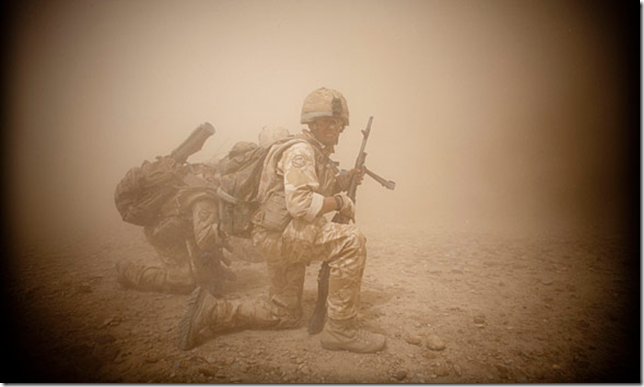 Store bans staff from wearing poppy